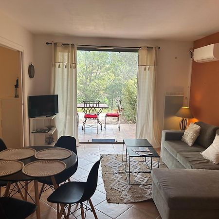 Appartement Golf De Saumane 2 Chambres 2 A 4 Personnes Екстер'єр фото